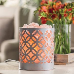 NEW LARGE HIMALAYAN SALT LAMP PRIYA